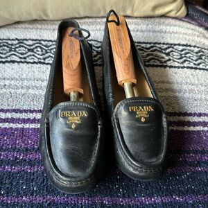 PRADA LOAFERS. SIZE 37.5